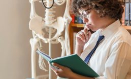 Why Reading Changes Lives: Scientific Facts and Real Examples